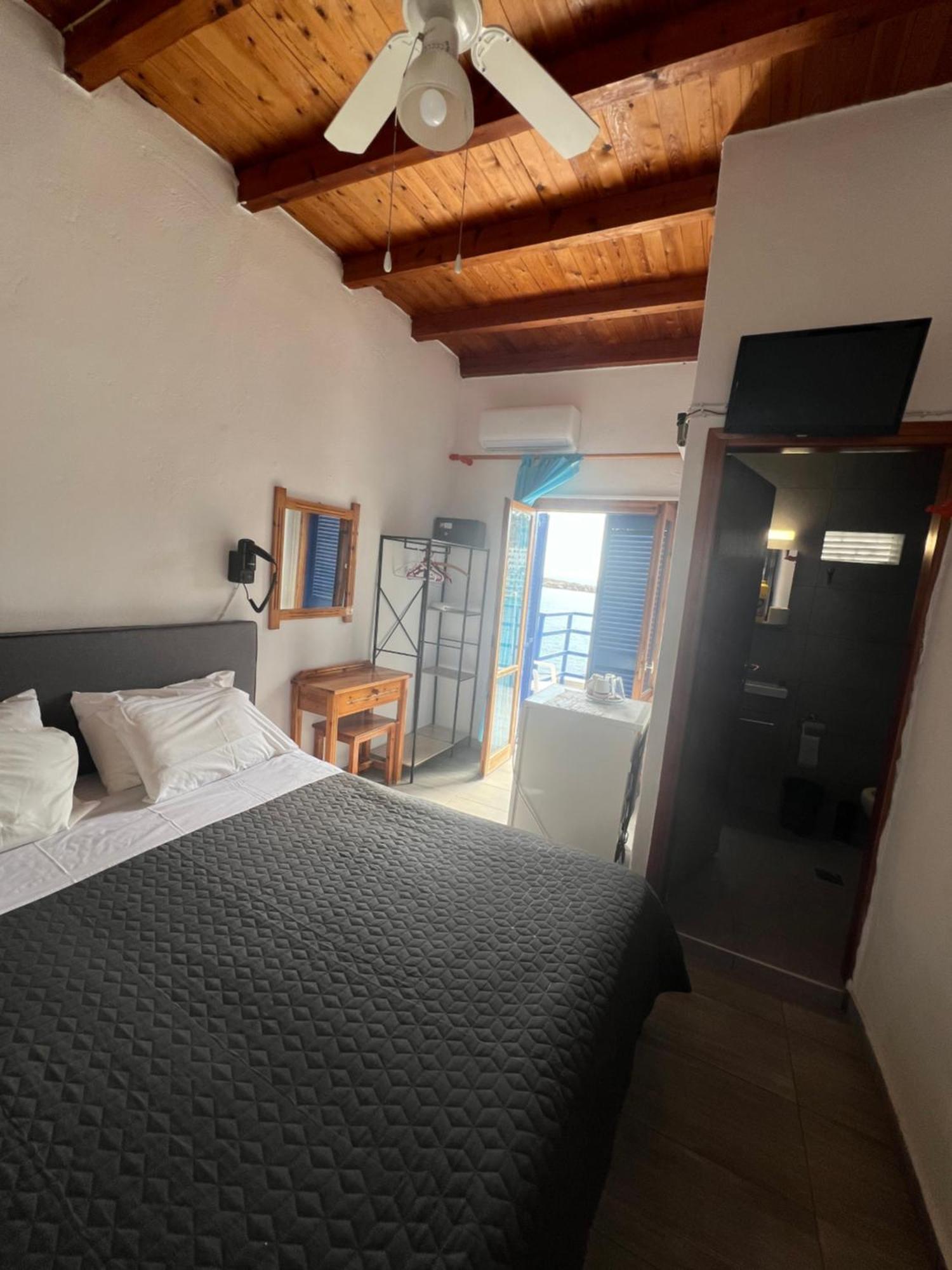 Scirocco Rooms Лутро Екстериор снимка