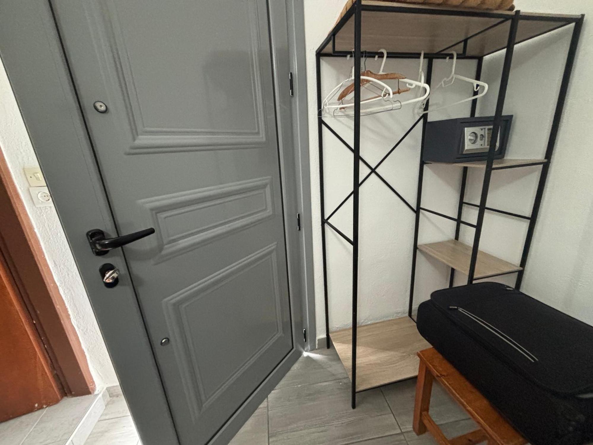Scirocco Rooms Лутро Екстериор снимка