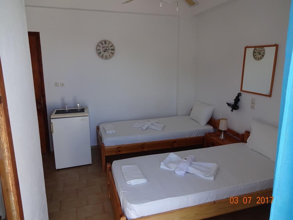 Scirocco Rooms Лутро Екстериор снимка